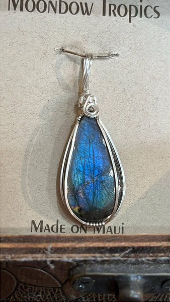 Spectralite / Labradorite Pendants
