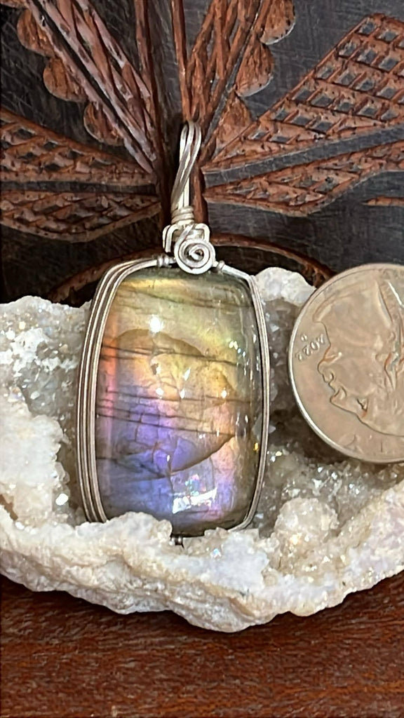 Spectralite / Labradorite Pendants