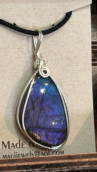 Spectralite / Labradorite Pendants