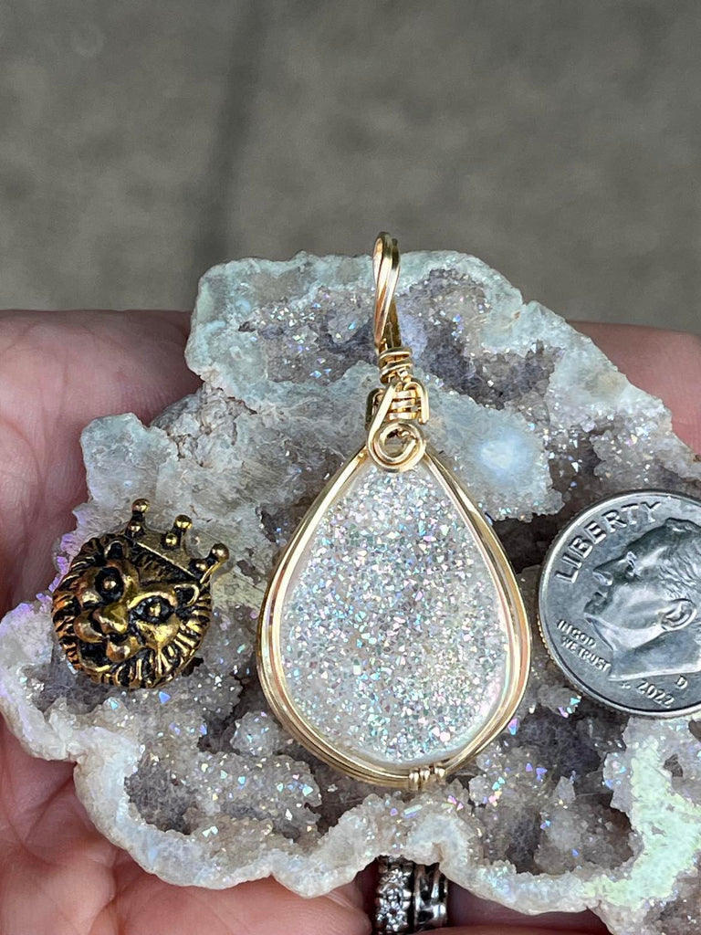 DRUSY CRYSTAL PENDANT