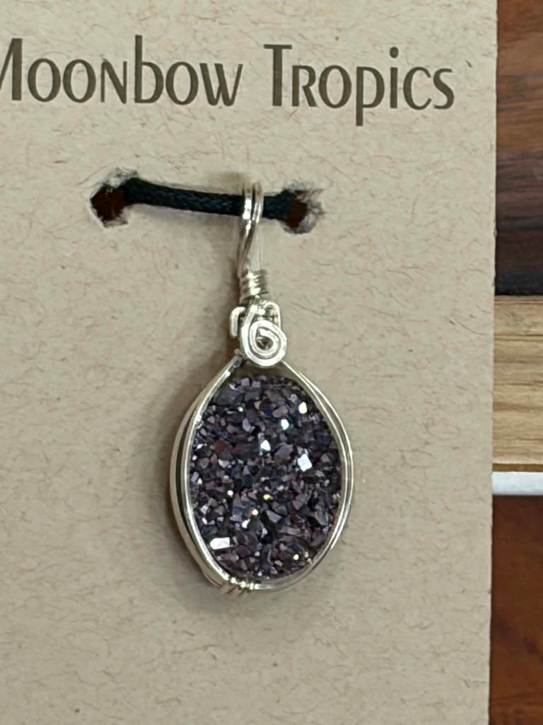 DRUSY CRYSTAL PENDANT