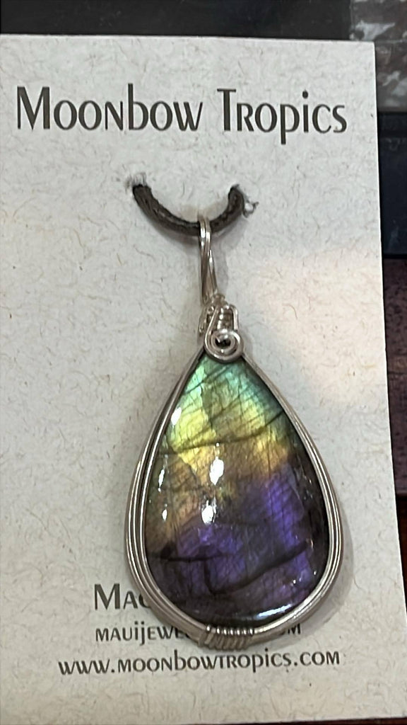 Spectralite / Labradorite Pendants